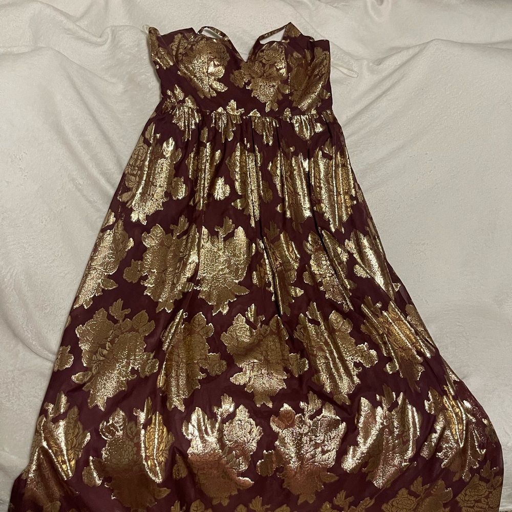 Elegant Gold and Burgundy Strapless Dress